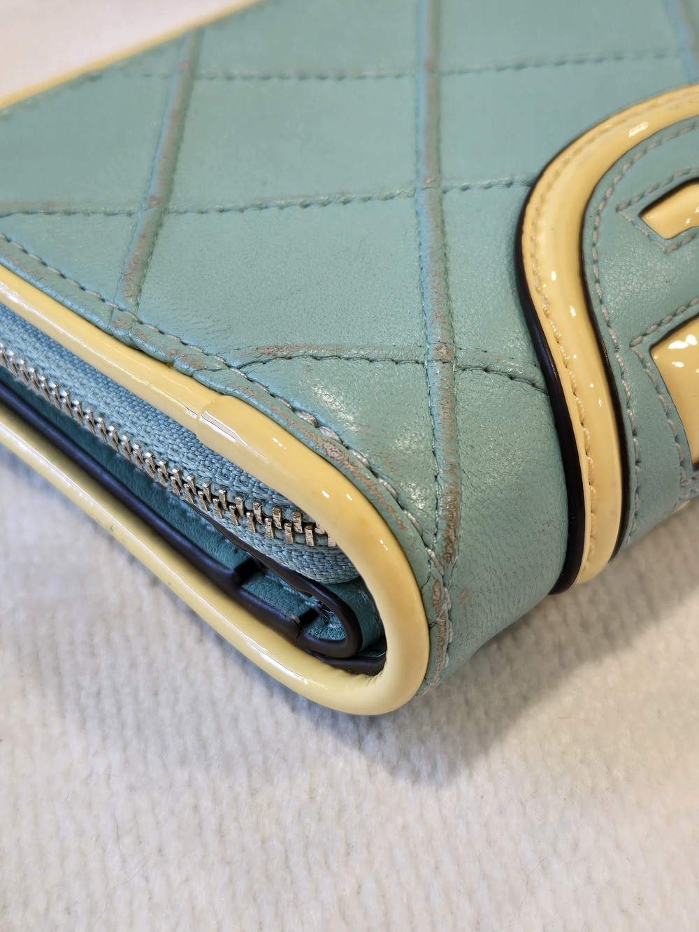 Tory Burch Quilted Aqua Leather Wallet - Picture 6 of 16